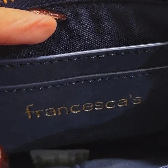 NWOT Francesca's blue wristlet - Picture 5 of 5